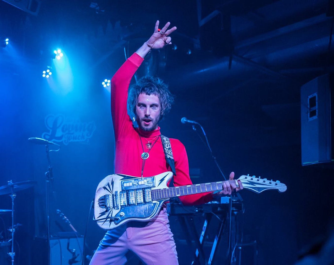 Find Out Why Jeffertitti Moon Is 'Non Genre' & Embraces 'The Entire Universe' On Tower's Live Show