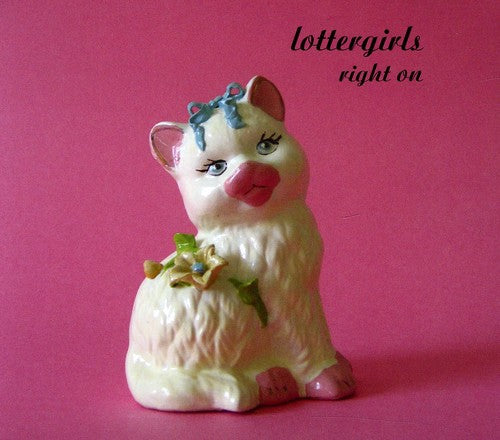 Lottergirls: Right on