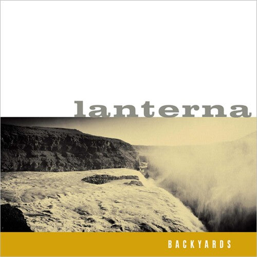 Lanterna: Backyards