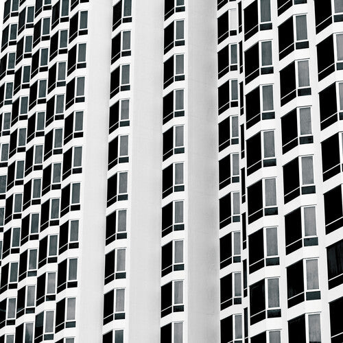 Kvb: Fixation / White Walls