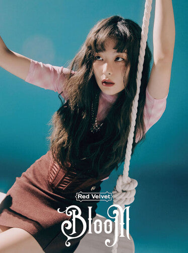 Red Velvet: Bloom (Seulgi Version) (incl. Photobook + Trading Card)