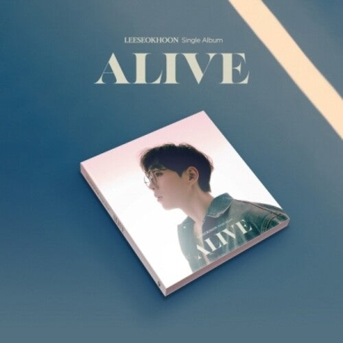 Lee Seokhoon: Alive - incl. 76pg Photobook, Photocard, Square Postcard + 2Cuts Photo