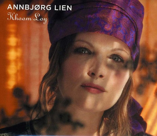 Lien, Annbjorg: Khoom Loy