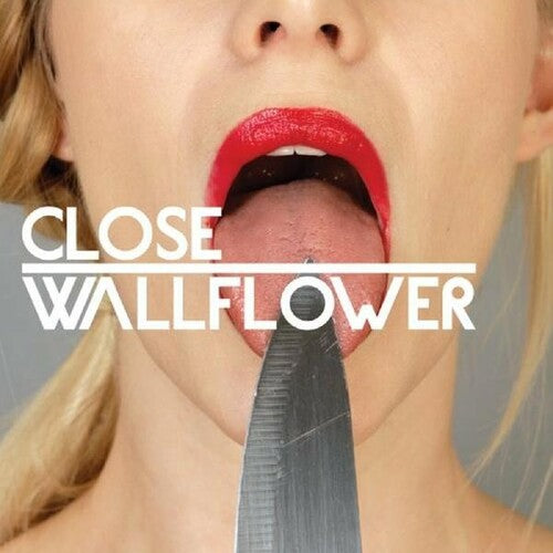 Close: Wallflower