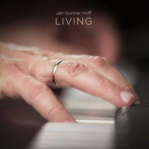 Hoff, Jan Gunnar: Living