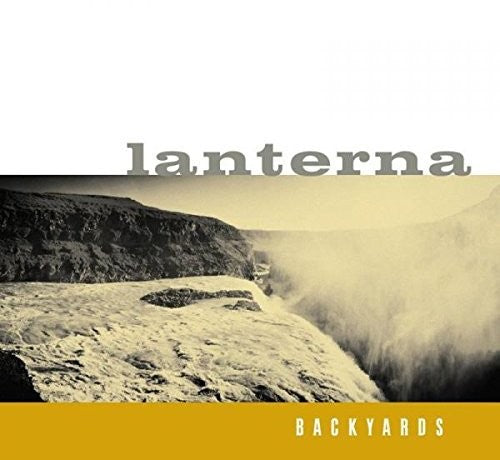 Lanterna: Backyards